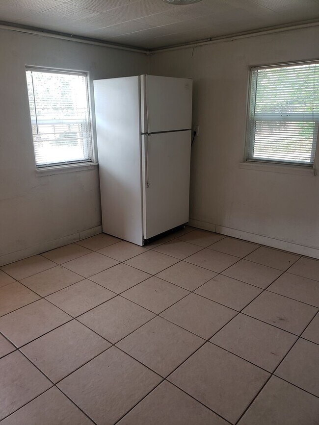 Building Photo - Garden level 2 br  near School of Mines | Mountain views | walking distance to downtown Golden