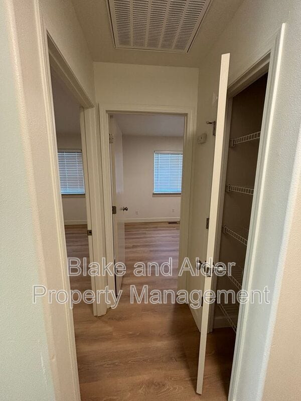 Building Photo - 3607 NE 158th Ave