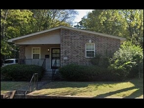 Building Photo - 3015 S Gaines St