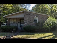 Building Photo - 3015 S Gaines St