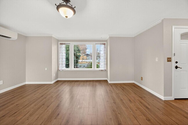 Building Photo - 1517 Westfield Way