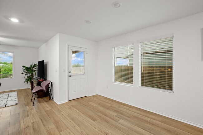 Building Photo - 7304 Sparkling Light Dr