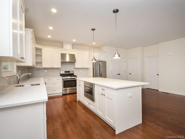 Building Photo - 30 Dunes Ln