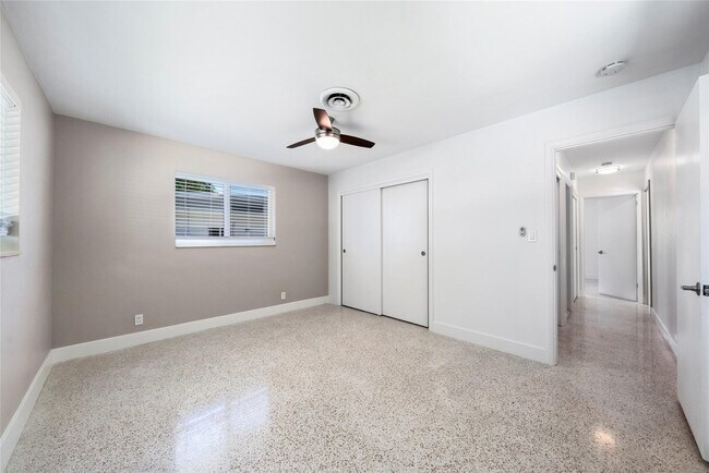 Building Photo - 3140 Calle Largo Dr