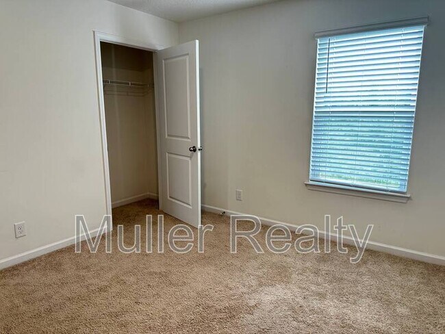 Building Photo - 6048 Bayonet Ln