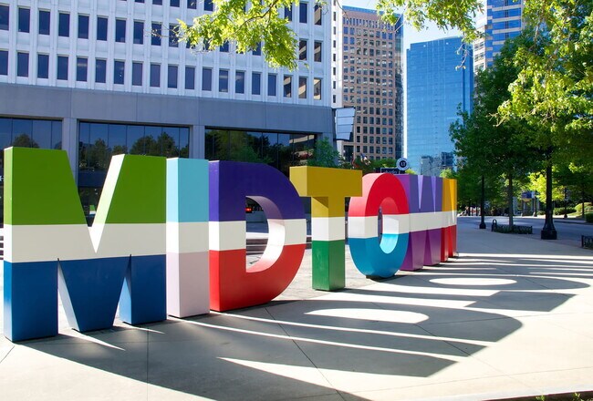 Building Photo - 1467 Monroe Dr NE