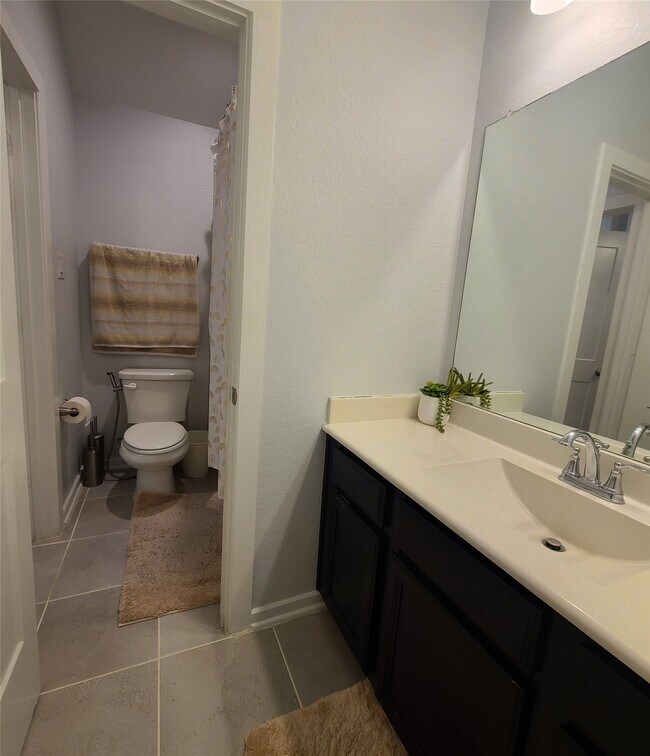 Building Photo - 7035 Coneflower Creek Ct