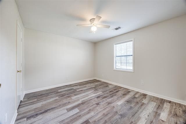 Building Photo - 1509 Mitchell Dr