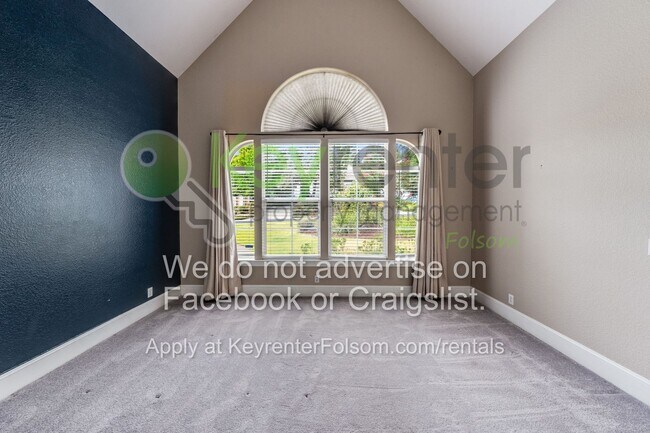 Building Photo - 124 Tomlinson Dr