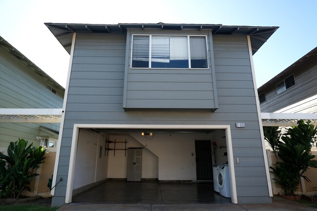 Building Photo - 91-1020C Hoomaka St