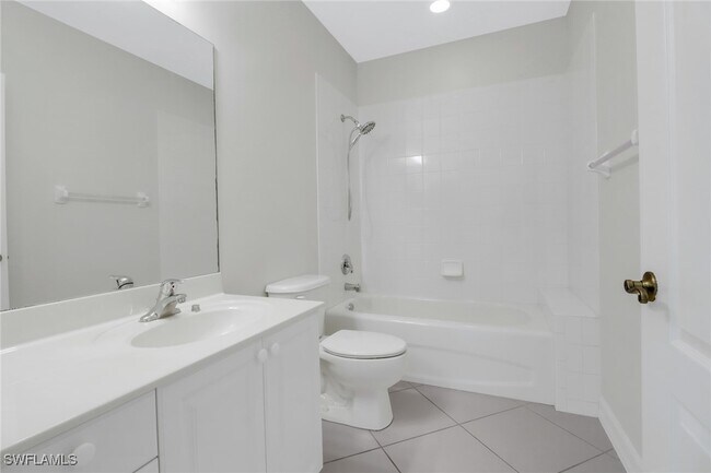 Building Photo - 7842 Regal Heron Cir