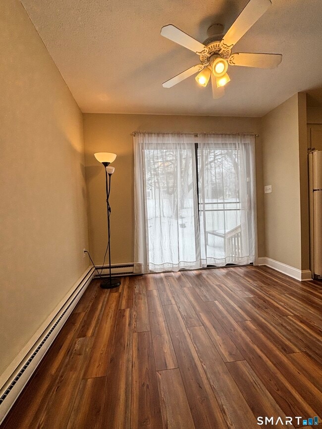 Building Photo - 100-112 N Turnpike Rd