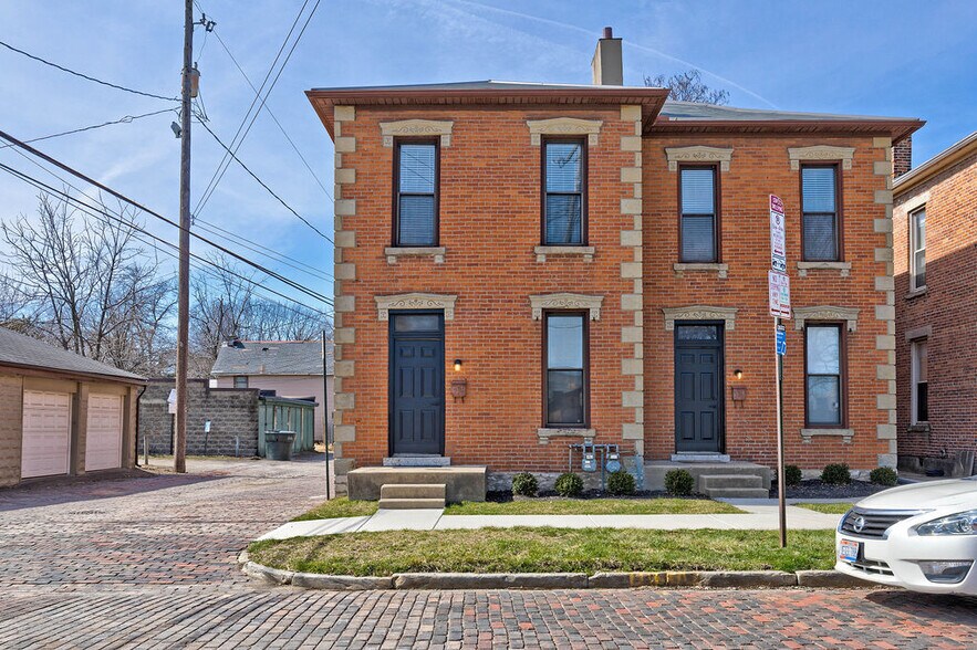 Building Photo - 729 Hamlet St