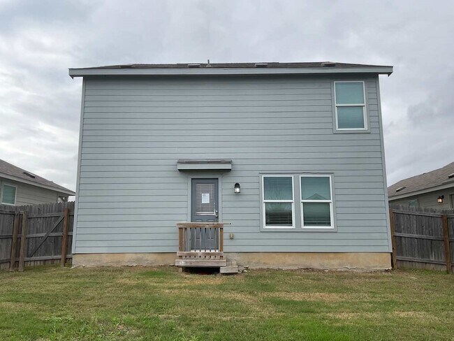 Building Photo - 135 Pasadena Pl