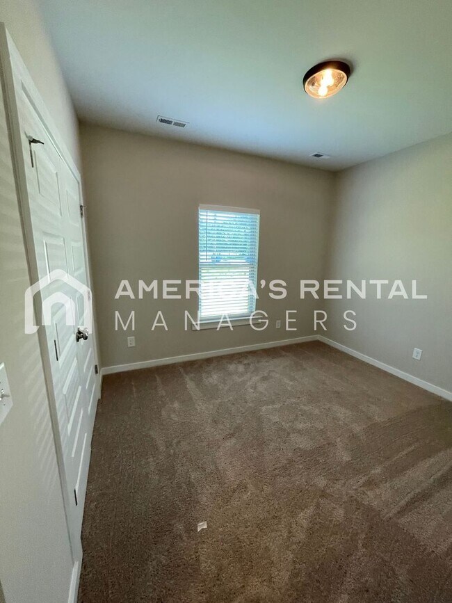 Building Photo - Home for Rent in Eva, AL!!! AVAILABLE NOW!!