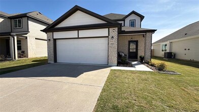 Building Photo - 1025 Wind Drift Wy