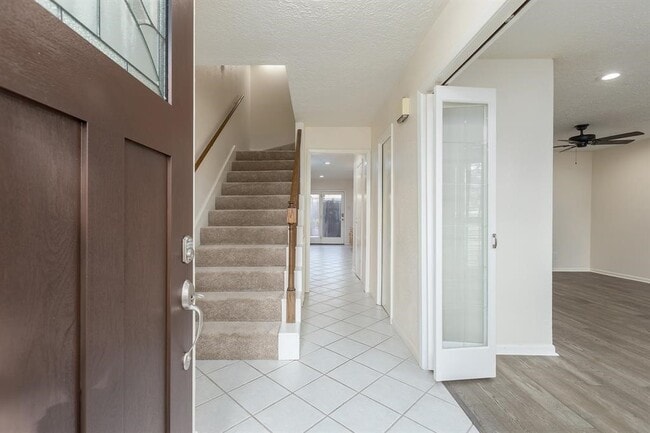 Building Photo - 20357 Fieldtree Dr