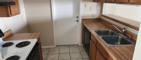 Building Photo - 1612 Scottsdale Dr