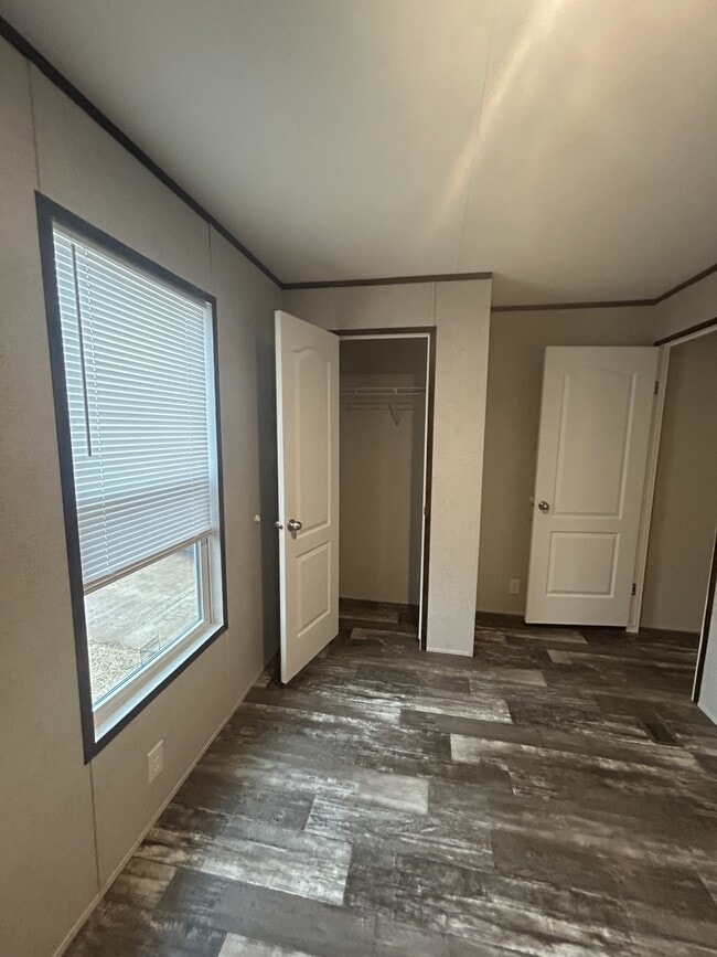 Building Photo - 205 Addison St