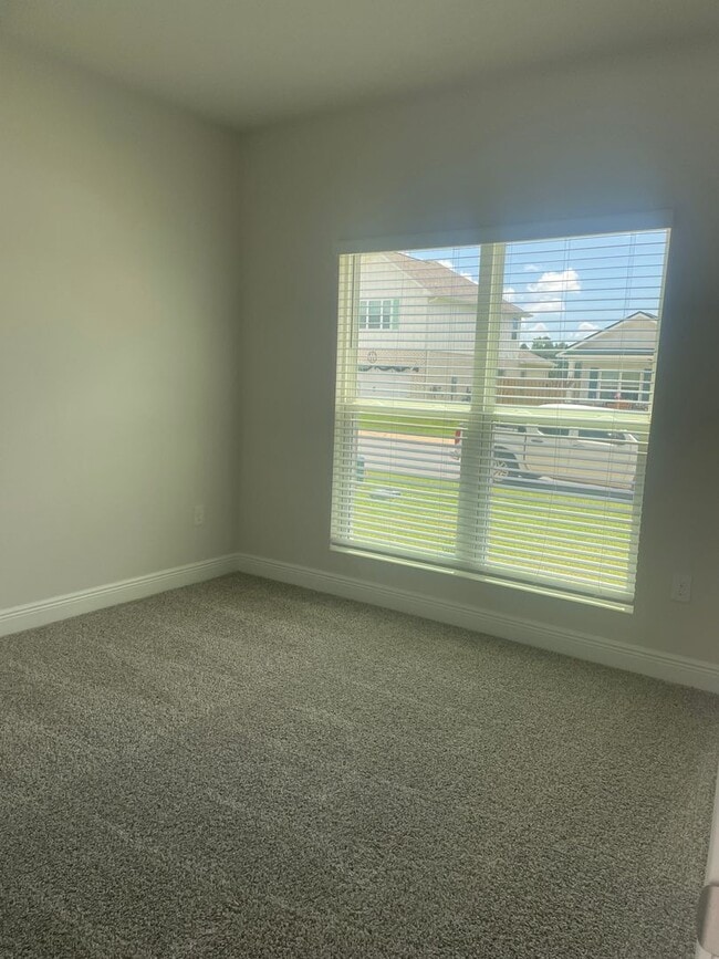 Building Photo - 8178 Fox Hunt Dr
