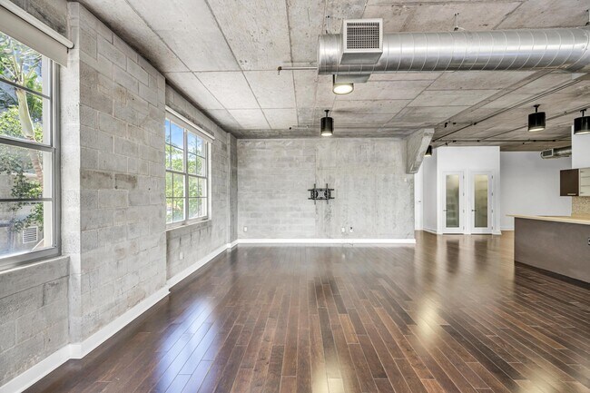 Building Photo - 411 NW 1st Ave