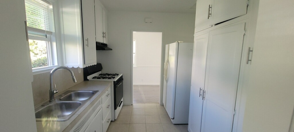 Building Photo - 432 N Glenwood Pl