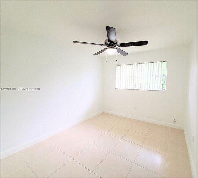 Building Photo - 15659 SW 73rd Cir Terrace
