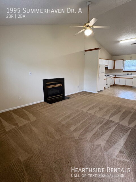 Building Photo - 1995 Summerhaven Dr