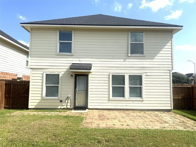 Building Photo - 2231 Tandy Park Way