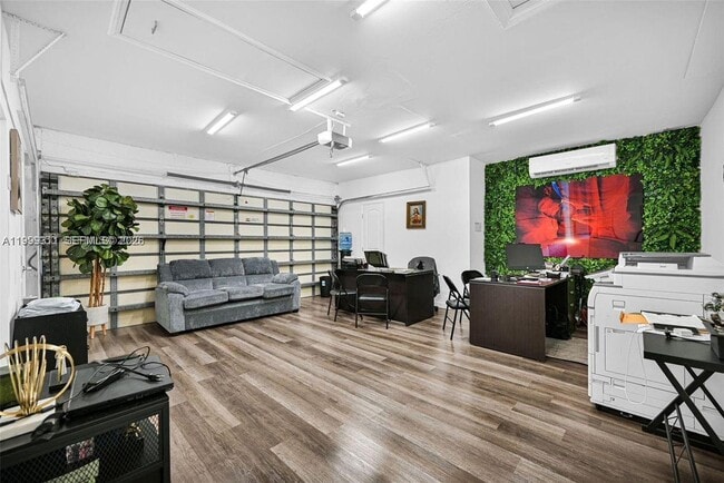 Building Photo - 13416 SW 108th St Cir N