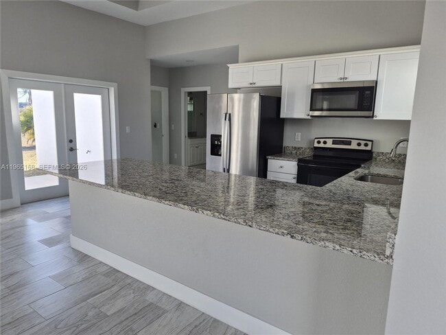 Building Photo - 3820 Embers Pkwy W