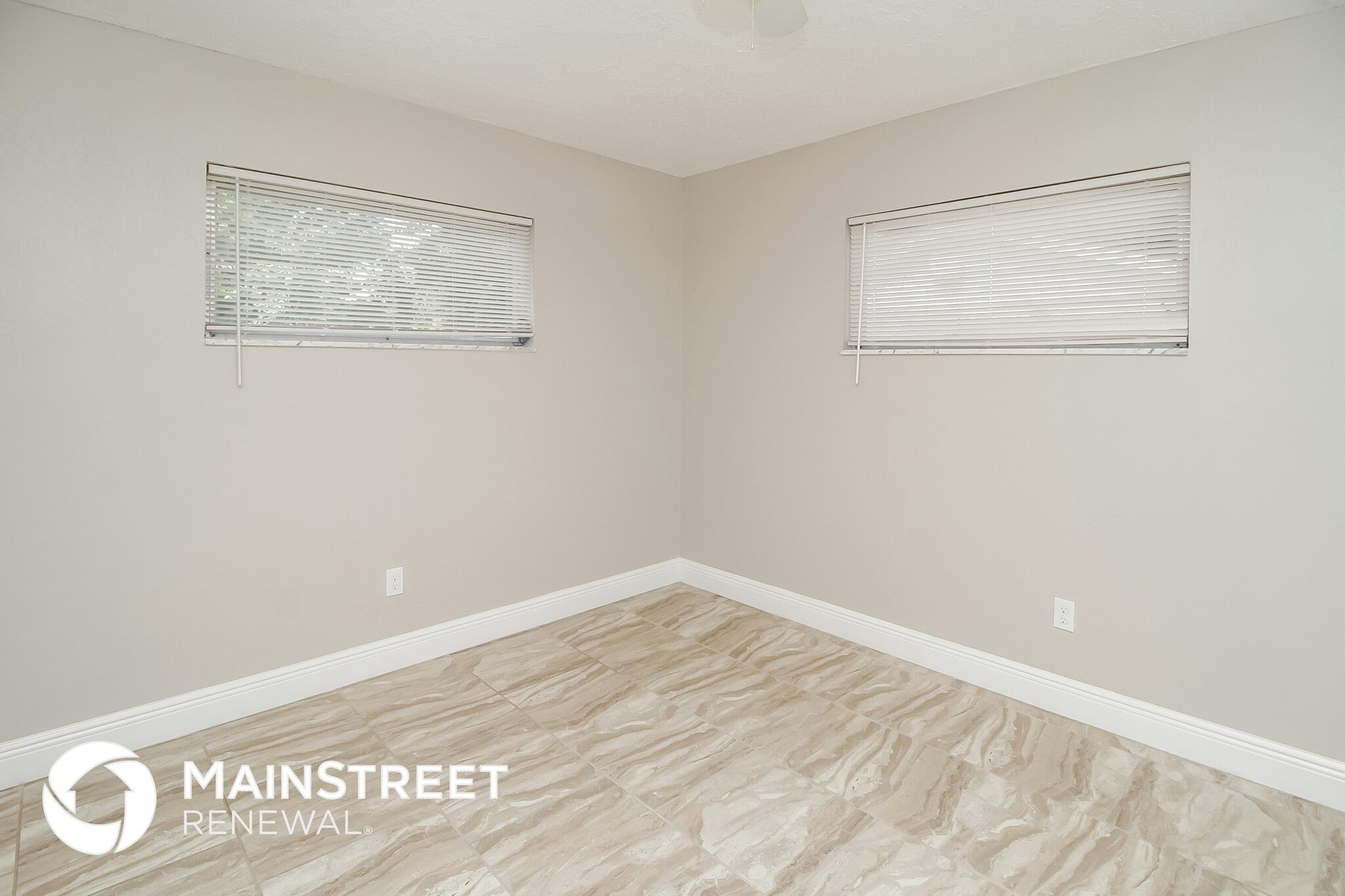 Building Photo - 448 E Highland St