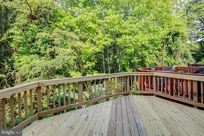 Building Photo - 1832 Tiger Lily Cir