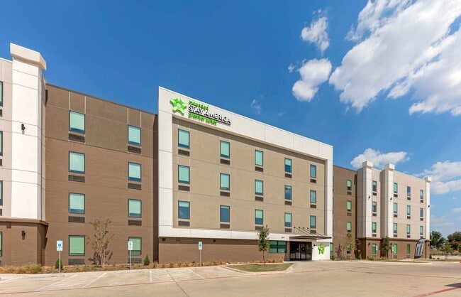 Building Photo - 5887 Kyle Pkwy