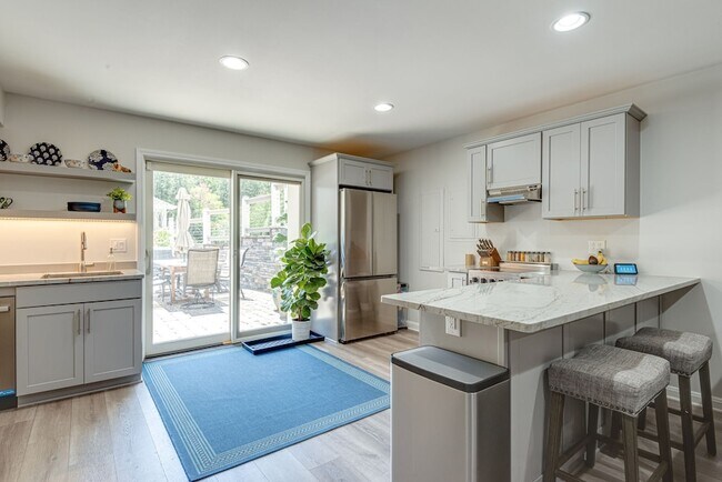 Building Photo - 5101 Heathrow Blvd