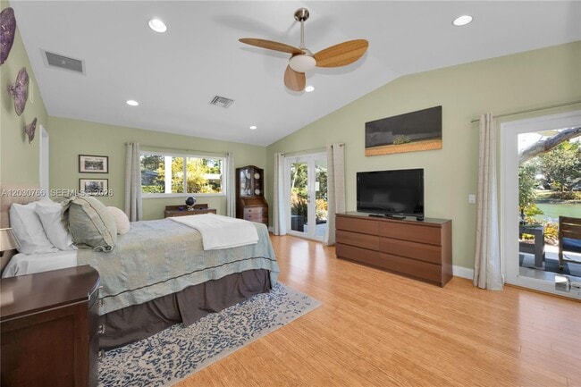 Building Photo - 11625 SW 70th Ave