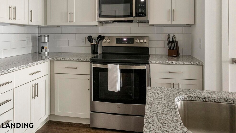 Building Photo - 2110 Birkhall St