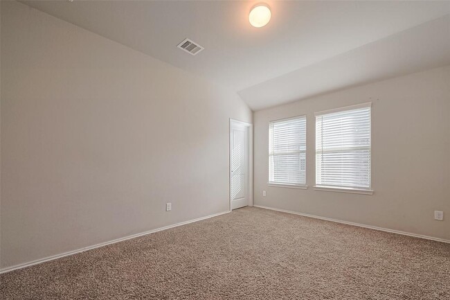 Building Photo - 1819 Bryson Heights Dr