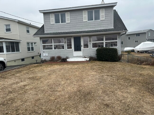 Primary Photo - 63 Langworthy Ave