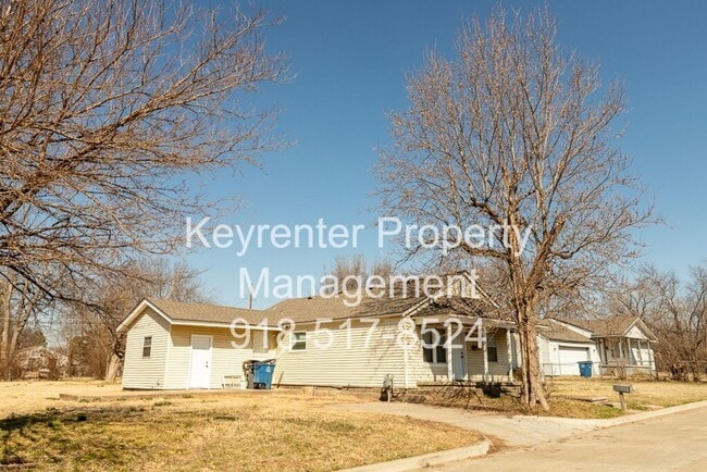 Building Photo - 3 BED/ 1 BATH IN UP AND COMING NEIGHBORHOOD