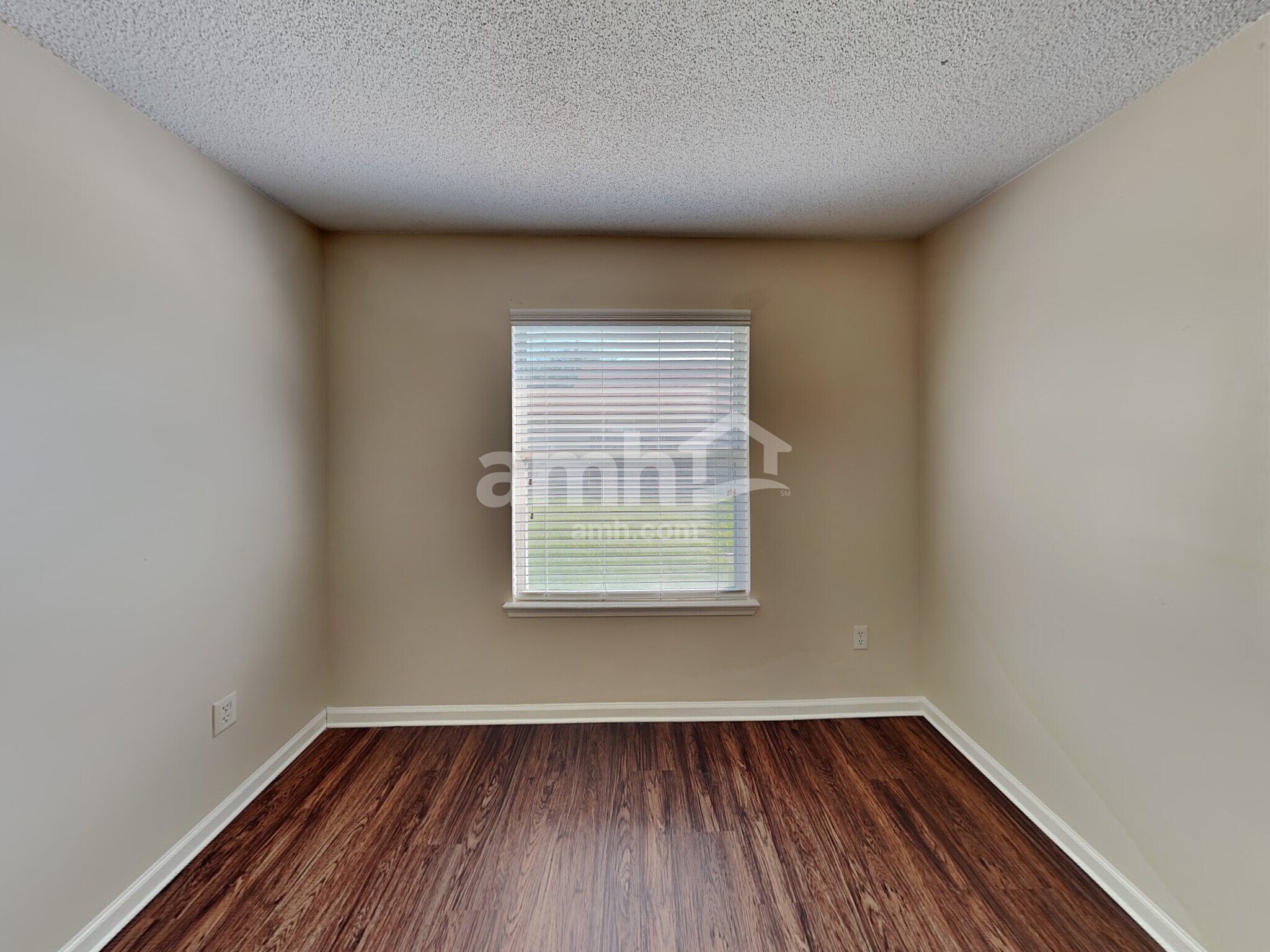 Building Photo - 11134 Lauren Oak Ln