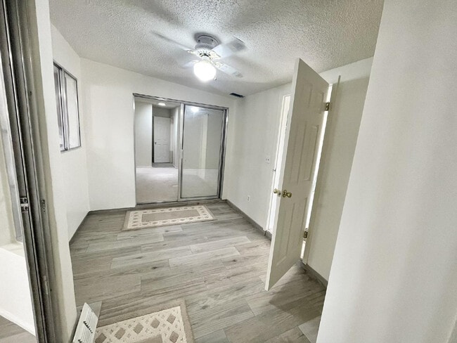 Building Photo - 3860 E Acoma Dr