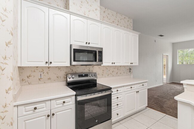 Building Photo - 7013 NW 50th Terrace