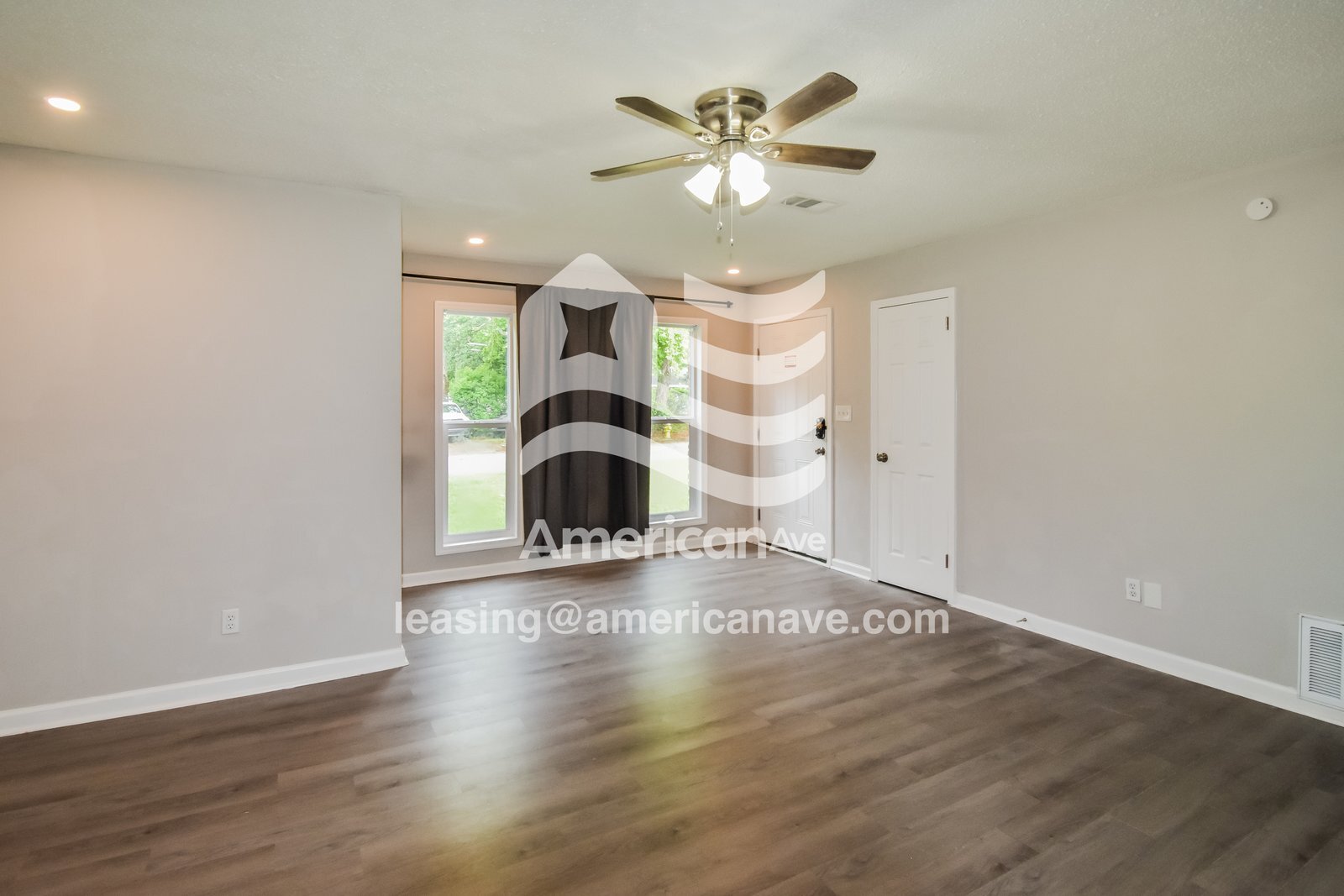 Building Photo - 629 Durward Dr