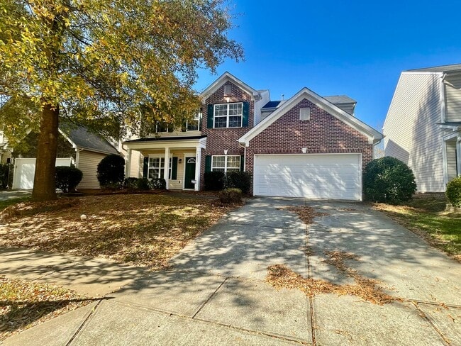 Primary Photo - Stunning 5-bedroom, 2.5-bathroom home | Lo...