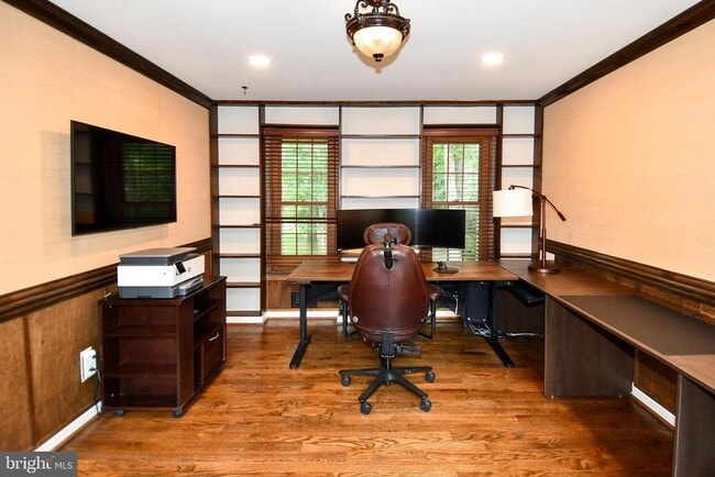Building Photo - 12134 Holly Knoll Cir