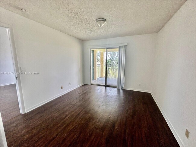 Building Photo - 6292 La Costa Dr