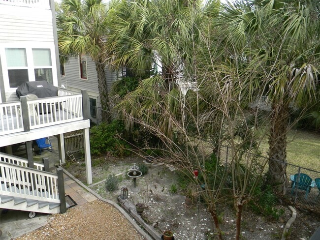 Building Photo - 2423 Avenue L