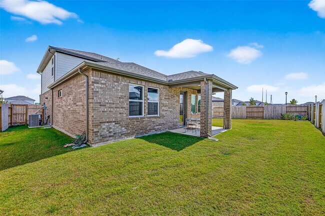 Building Photo - 9703 Arrigoni Creek Dr