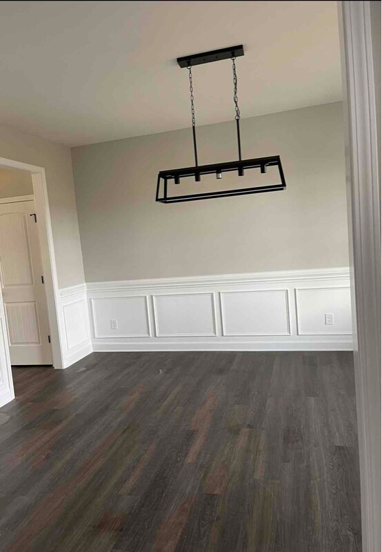 Building Photo - 5220 Thruway Rd